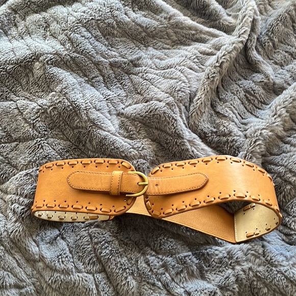 Womens Chunky Waist Belt. Cognac. S/M - Picture 2 of 3